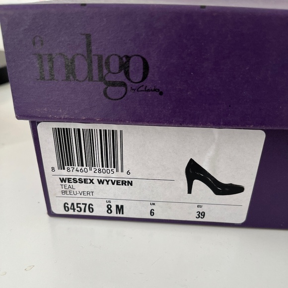 Clarks Wessex Wyvern Green Suede 3.5" Heel - 8 NWT - Picture 8 of 9